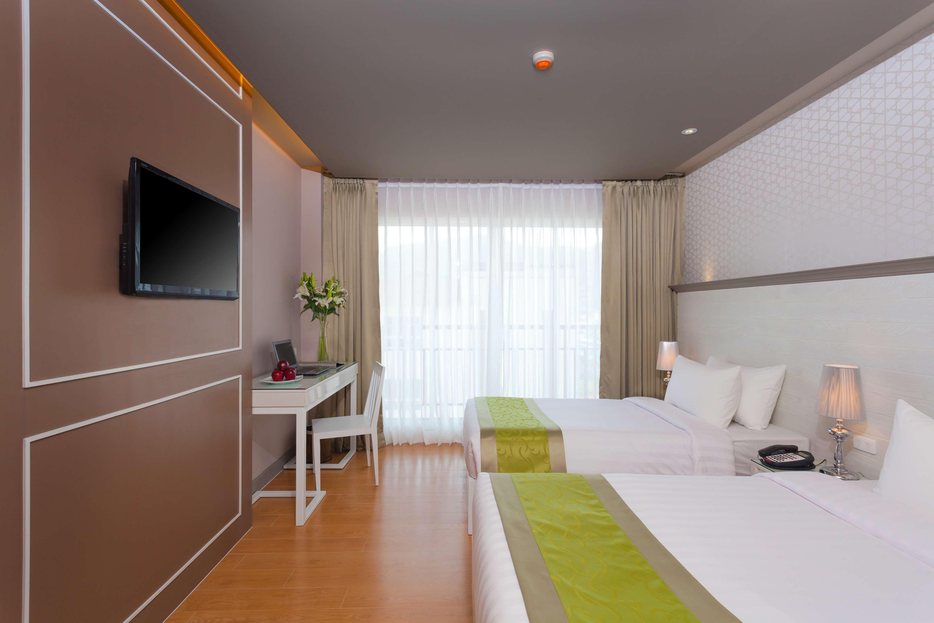 Best Western Patong Beach Экстерьер фото